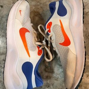 Nike Kids Youth Unisex Running Sneakers - size 3.5